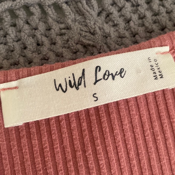 NWOT • Pink Ribbed Open-Front Top With Rhinestone Heart 💕 - Picture 5 of 6